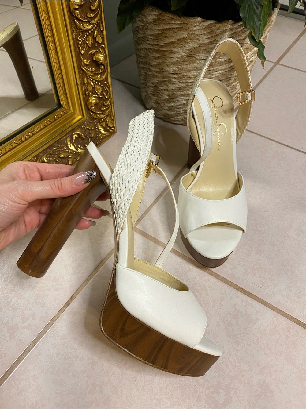 NWOT Jessica Simpson Cream Peep-Toe Slingback Platform Heels